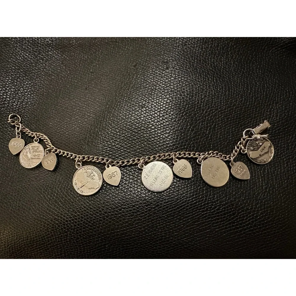 Vintage Beta Sigma Phi Sterling‎ Silver Charm Bracelet Dated 1957-1969 11 Charms